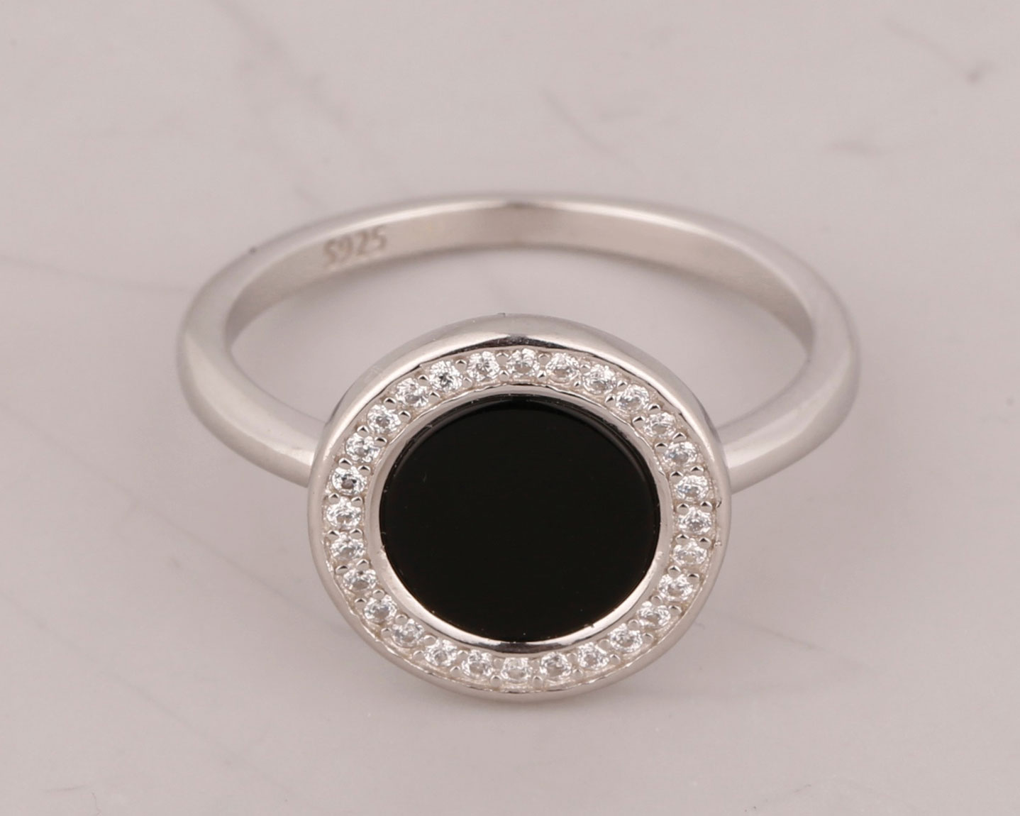 jewelry photo retouching services In Canada